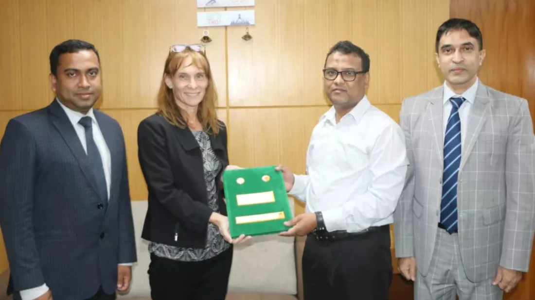 বাংলাদেশে ১০ বছরের লাইসেন্স পেলো স্টারলিংক